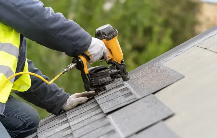 service details 25 Roofing repair melbourne